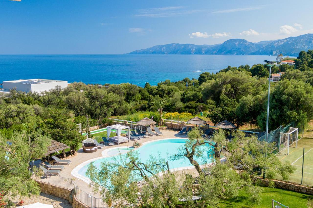 I Ginepri Hotel Cala Gonone Luaran gambar