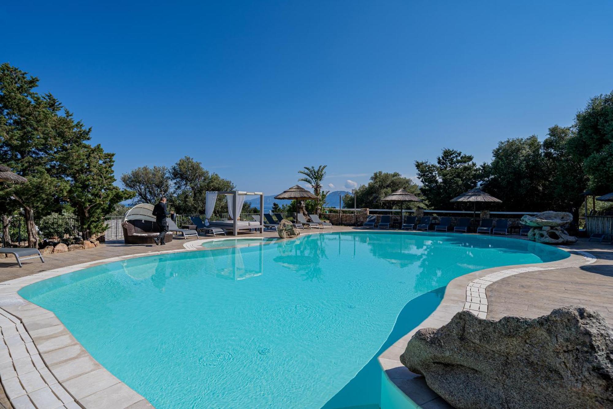 I Ginepri Hotel Cala Gonone Luaran gambar