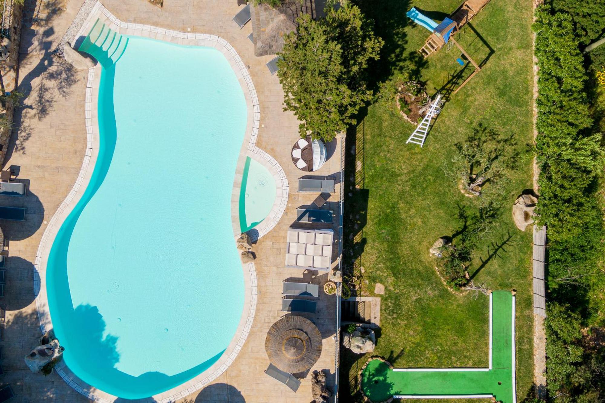 I Ginepri Hotel Cala Gonone Luaran gambar