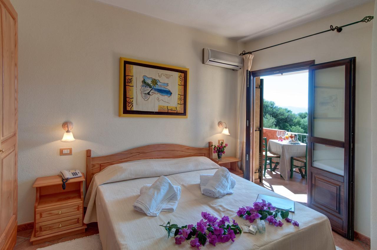 I Ginepri Hotel Cala Gonone Luaran gambar